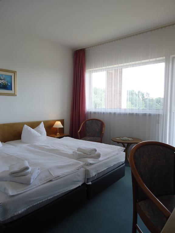 Greenline Hotel Hellfeld Neubrandenburg Habitación foto